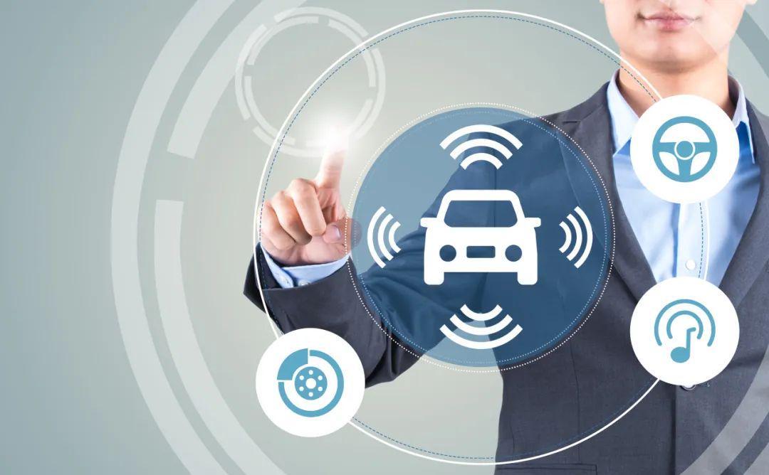 車聯網正加速落地應用，仍面臨多重挑戰。